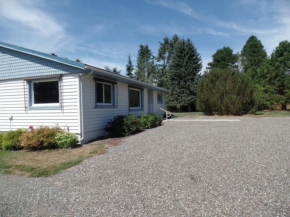Front and parking area