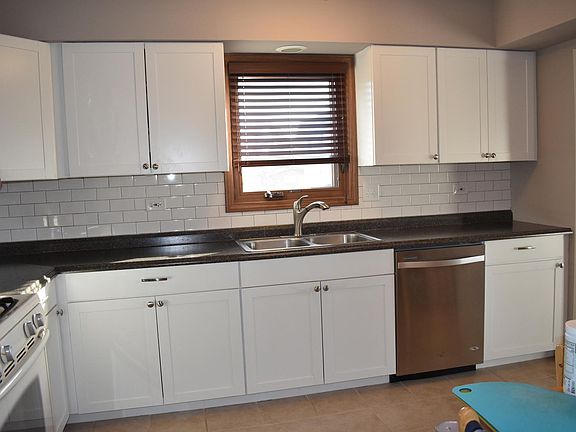 4th image of 15255 Catalina Dr