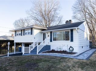 11 Phyllis Ave, Waterbury, CT 06708