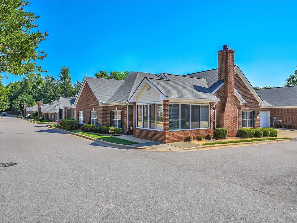 1st image of 231 Baines Ct #17-D