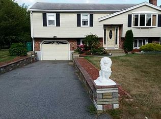 13 Tomlinson Rd, Attleboro, MA 02703
