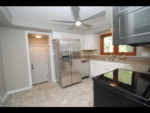 2nd image of 2935 Gasser Blvd