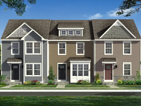 25 Scrub Pine Ct, Bunker Hill, WV 25413