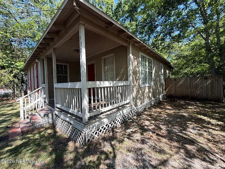 3323 Nolan St — Photo 15