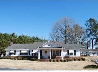 603 Christmas Tree Rd, Dunn, NC 28334