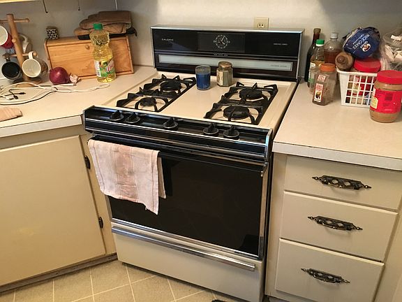 4th image of 1701 Jefferson Ave