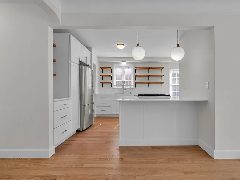2711 Dorchester Rd — Photo 7