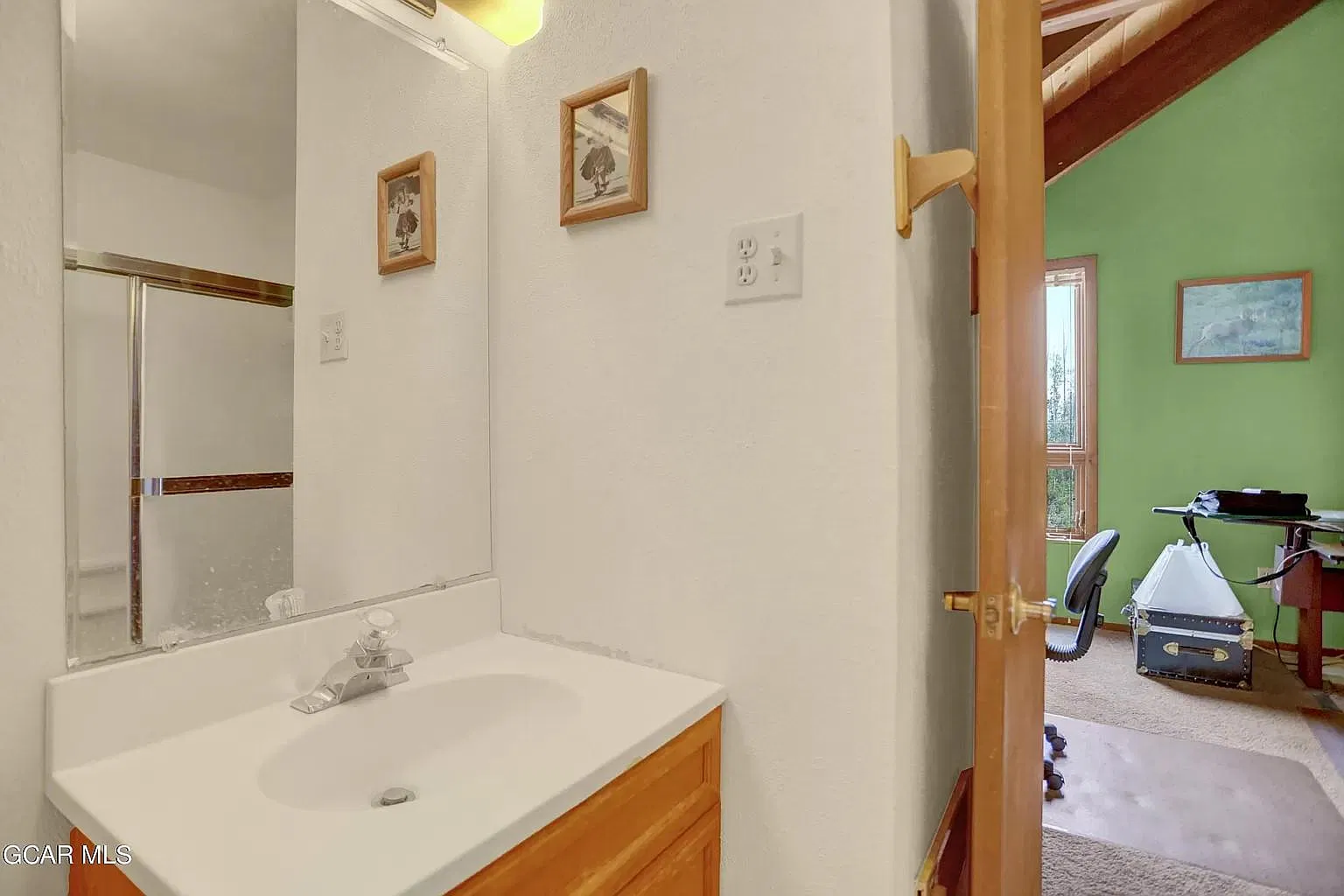 3 bed, 2.5 bath, 2111 sqft, $4,500 — Photo 4