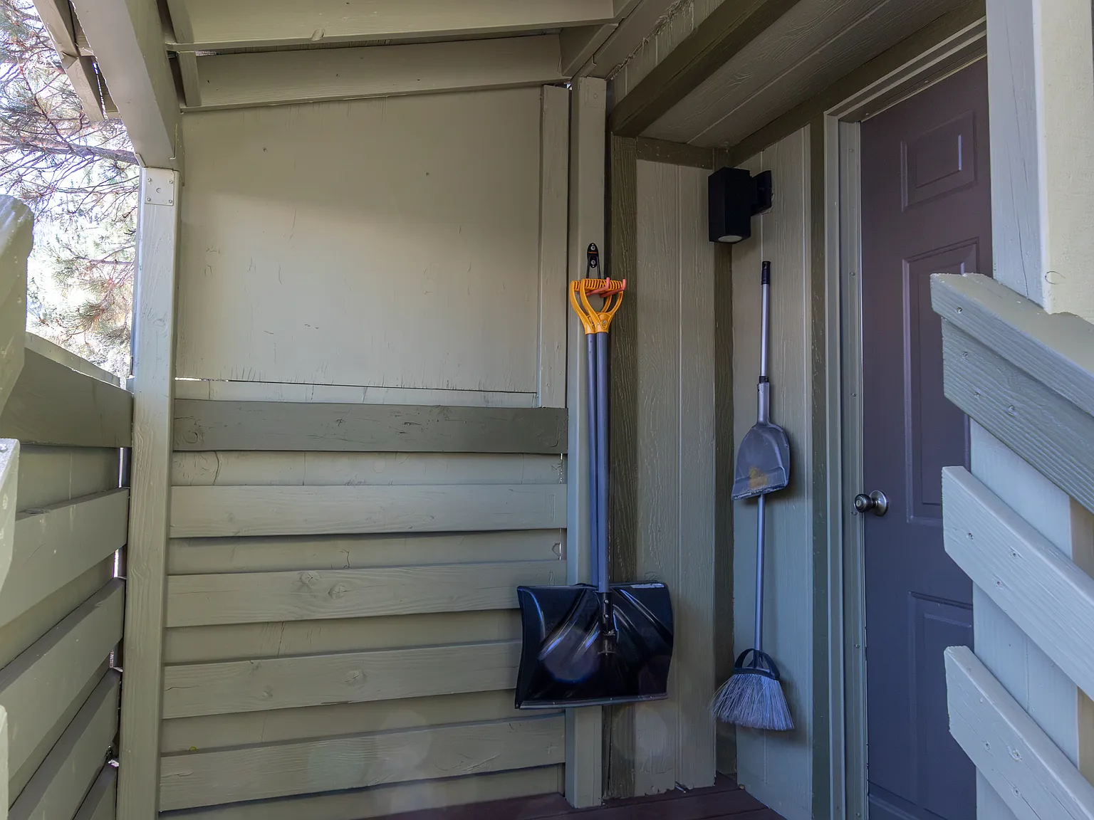 3 bed, 1040 sqft, $3,900 — Photo 3