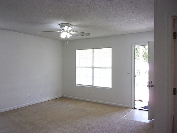 3rd image of 1073 Cherry Meadow Ln #1073