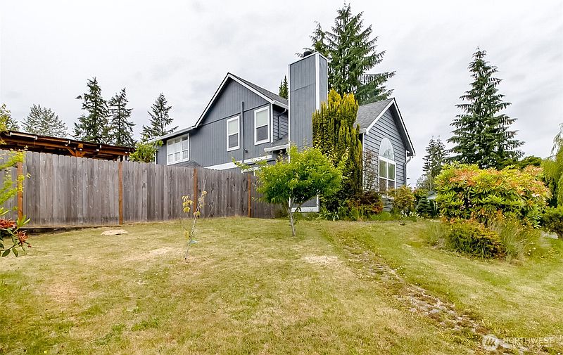 3rd image of 8802 8th Avenue W
