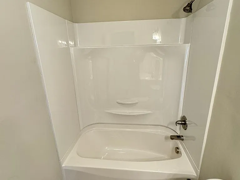 1404 Oakwood Ave — Photo 15
