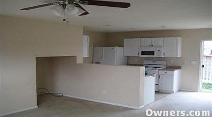 2nd image of 4401 W Kenyon Ave