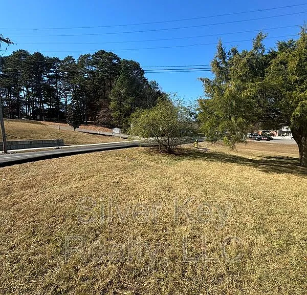 388 River Rd — Photo 3