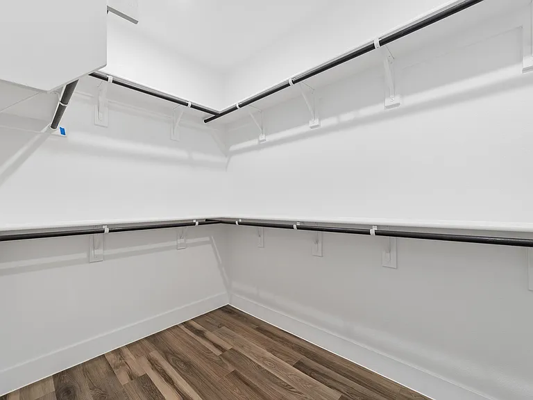 Walk-In Closets Walk-In Closets