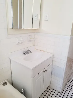 Rented by null | media 20