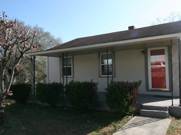 614 N Mill Rd, Salem, VA 24153