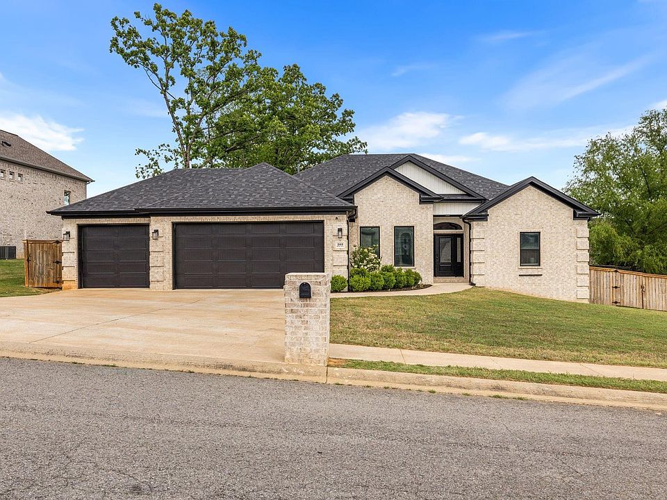1st image of 1566 Marquee Cir