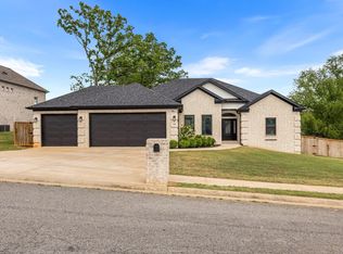 1566 Marquee Cir, Cabot, AR 72023