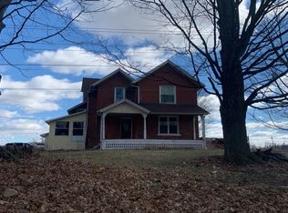 13701 S Hinman Rd, Eagle, MI 48822