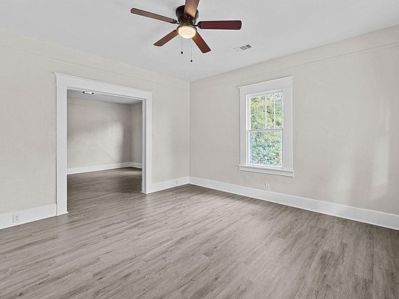 5th image of 1307 Beman Street