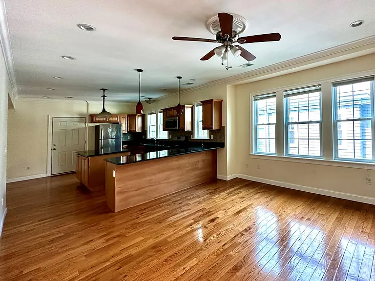 222 Winchester St #2 — Photo 2