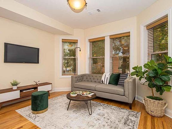 4th image of 6060 N Paulina St #1N