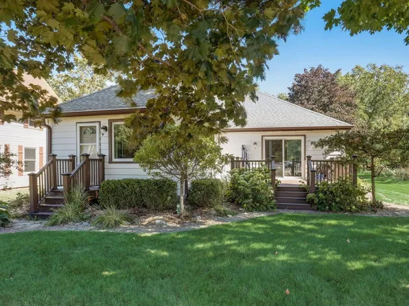 N76W31304 County Road VV, Hartland, WI 53029