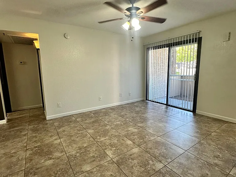 Cedar Creek Condominiums — Photo 72