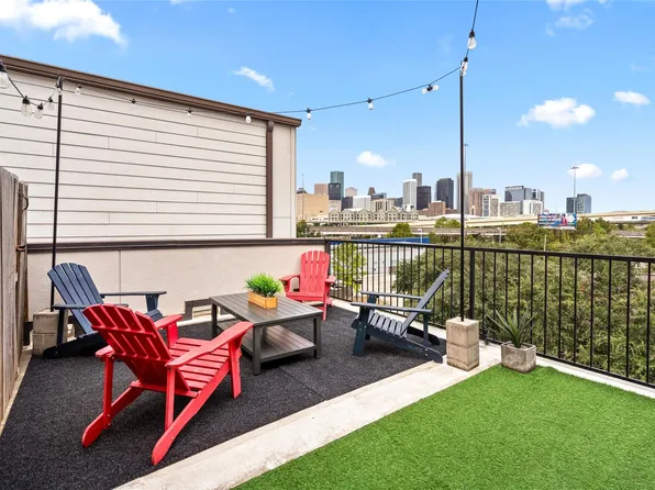 2104 Webster St, Houston, TX 77003