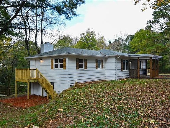 3rd image of 1147 Arbor Hill Rd