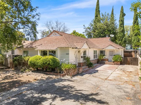 10559 Camarillo St, North Hollywood, CA 91601