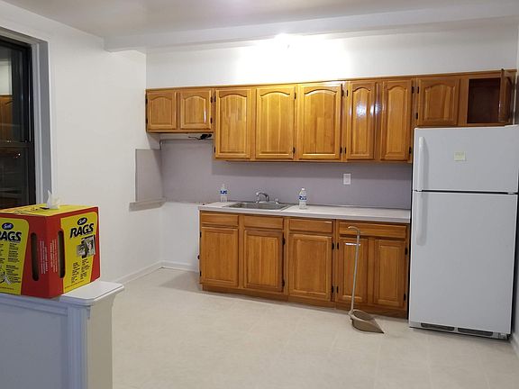 5th image of 7701 Bay Pkwy APT 6B