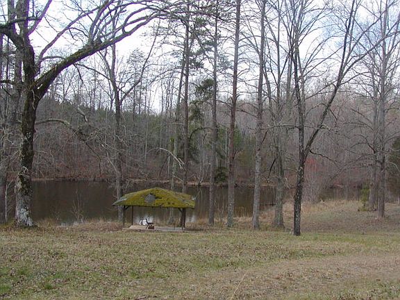 5th image of 1000 Farmview Dr