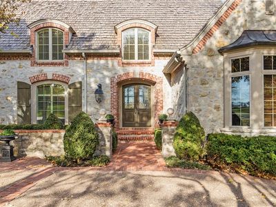 360 E Loch Lloyd Pkwy, Village Of Loch Lloyd, MO, 64012