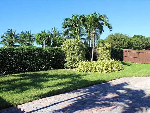 3rd image of 6237 NW 113th Pl