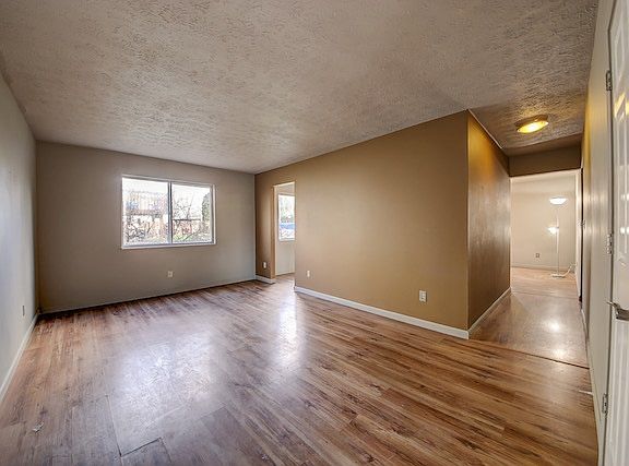 5th image of 8414 Pheasant Dr