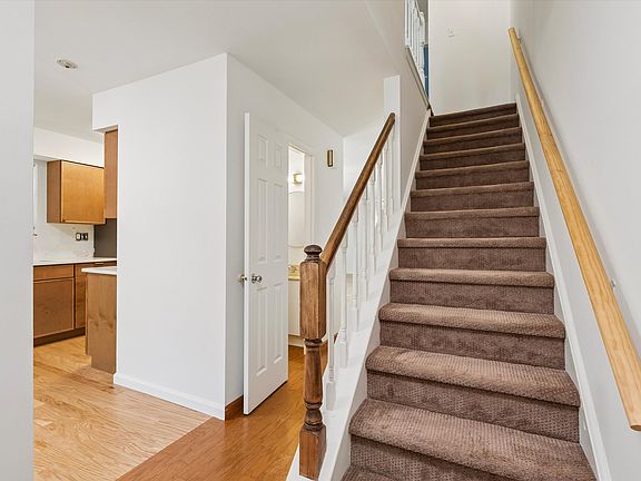 2nd image of 266 Leedom Way