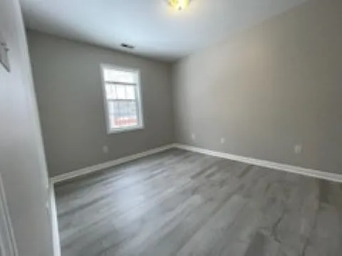 1009 22nd St NE #B — Photo 13