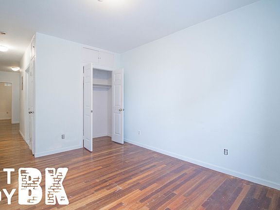 2nd image of 51 Clifton Pl #5