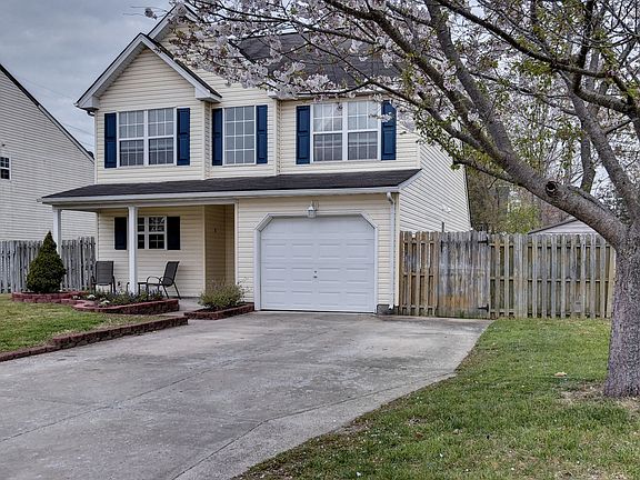 2nd image of 100 Rhine Ct