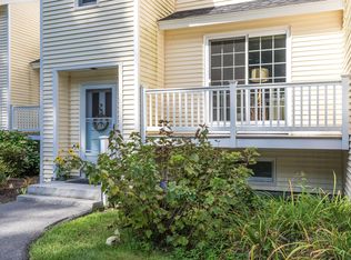 45 Pine Meadows Dr #45, Exeter, NH 03833