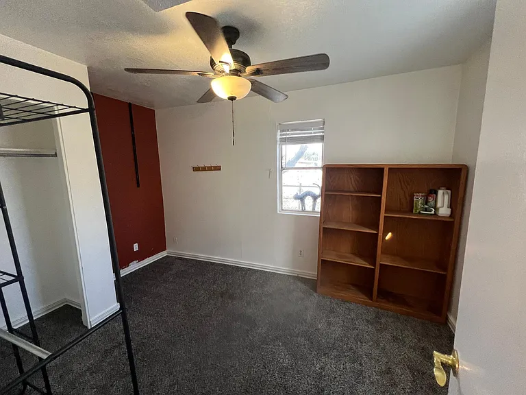 515 E Lester St #1 — Photo 7