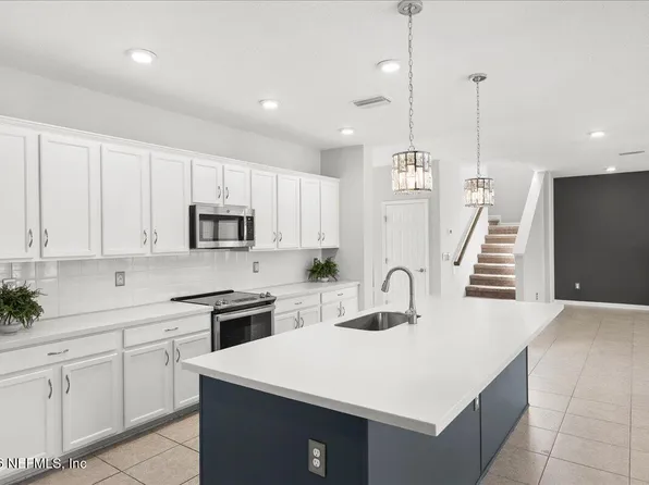 5645 HAMPTON CREEK Road, Jacksonville, FL 32218