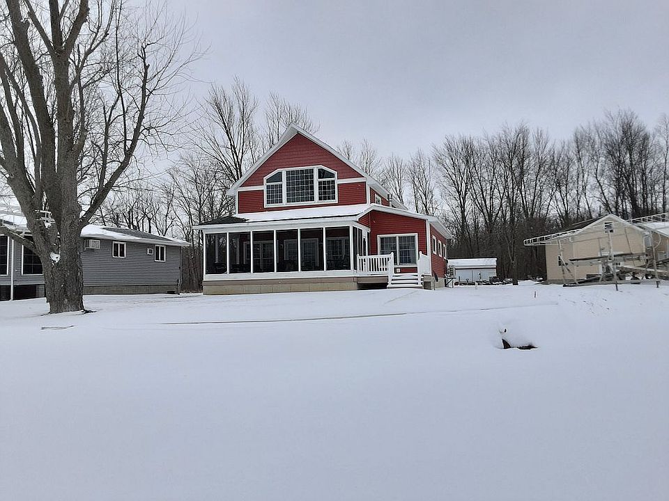 1st image of 264 W Waldron Lake Dr