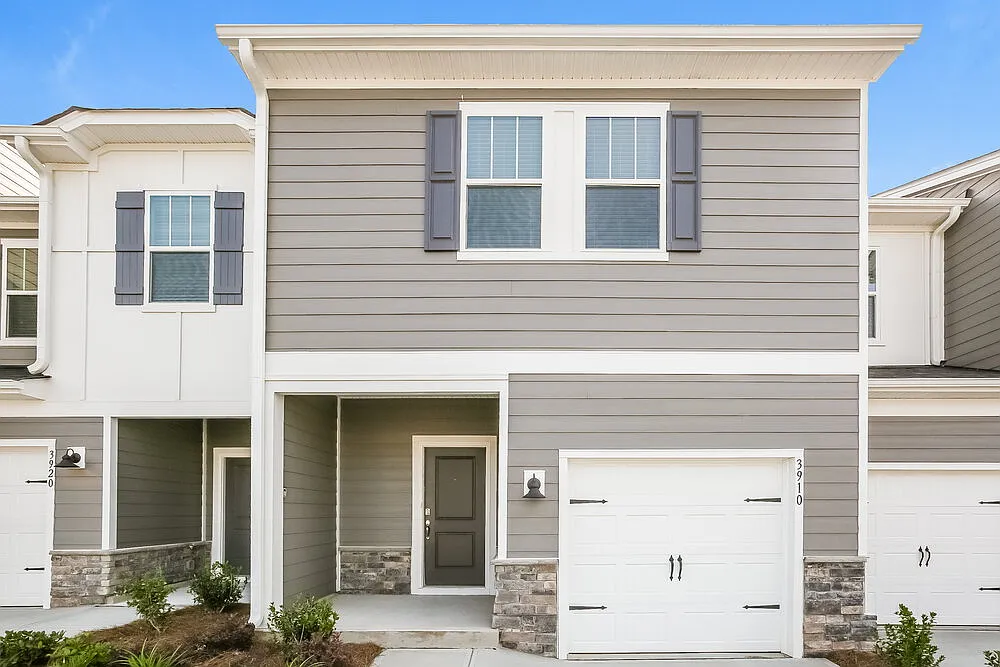 3 bed, 2.5 bath, 1601 sqft, $1,940 — Photo 1
