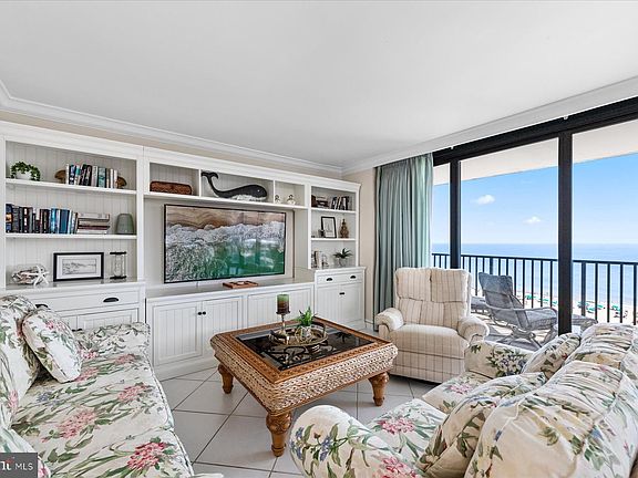 3rd image of 906 S Edgewater House Rd #906S