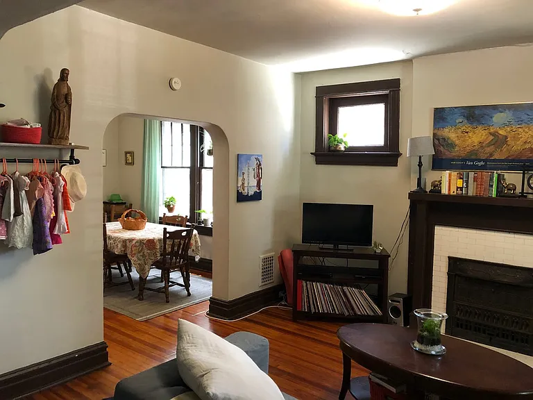 2606 Oregon Ave — Photo 3