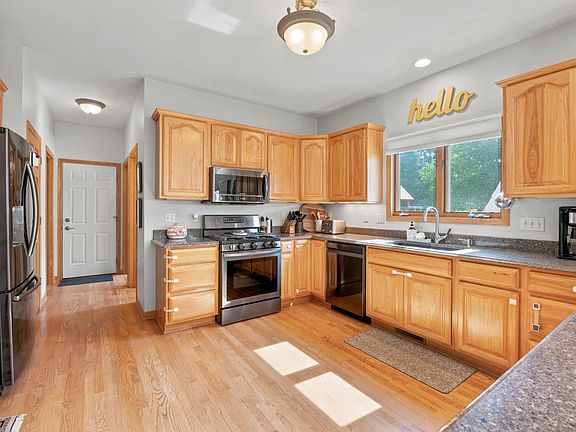 3rd image of 6732 S Yale DRIVE