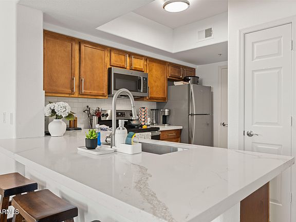 2nd image of 15095 N THOMPSON PEAK Parkway #1118